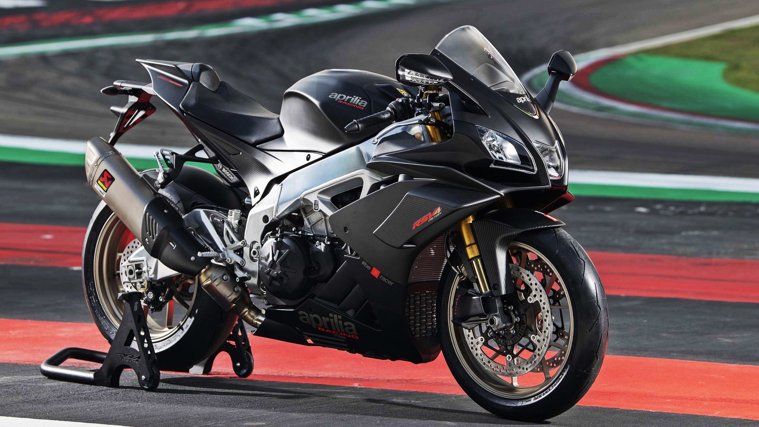 -挪威队在足球比赛中展现出色实力，挪威球队介绍