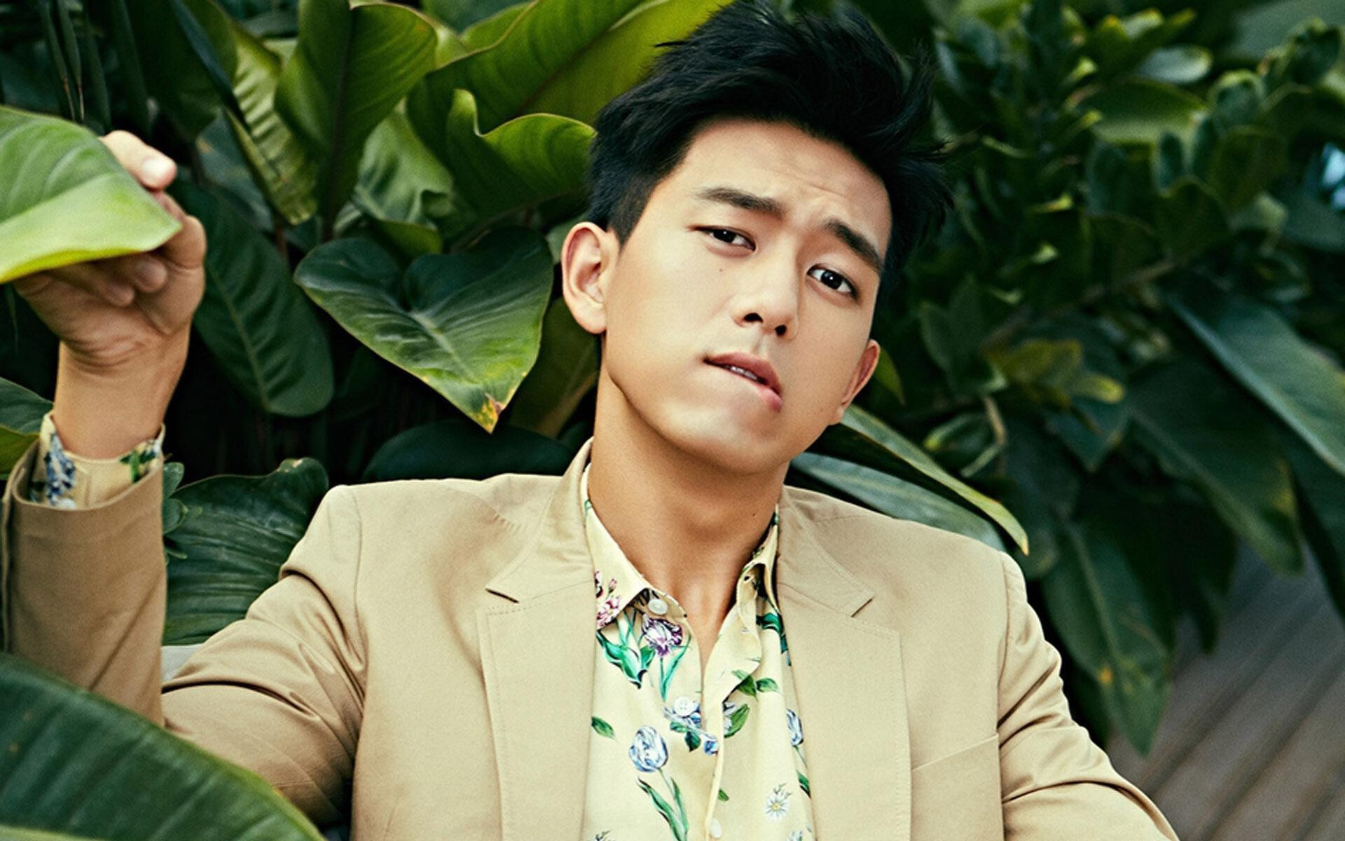 爱游戏官网-巴特尔的防守能力使袋鼠队在橄榄球锦标赛中保持领先地位，巴特尔 篮球