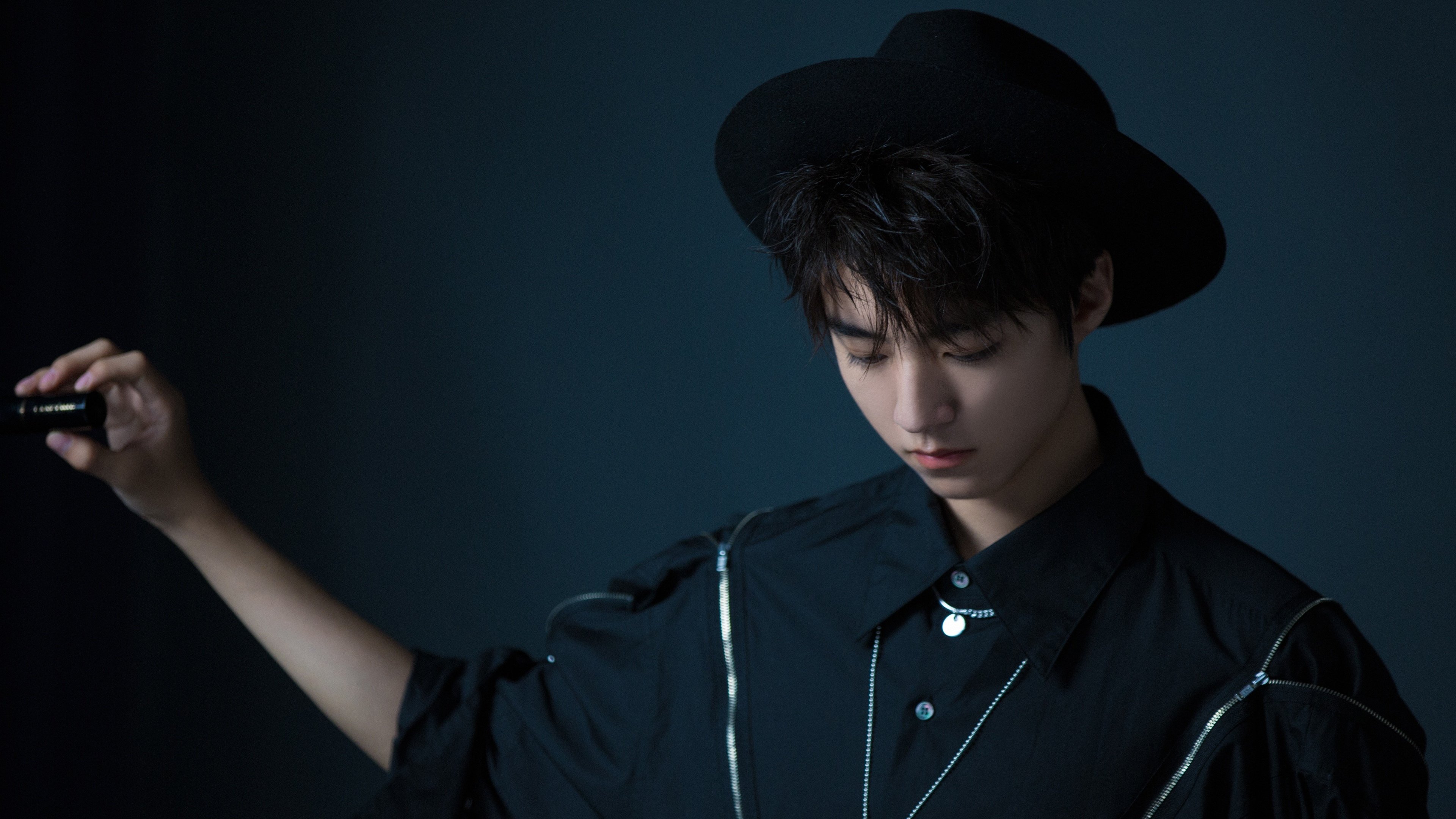 校园足球组织结构进一步细化实现管理标准化推进，校园足球文化布置